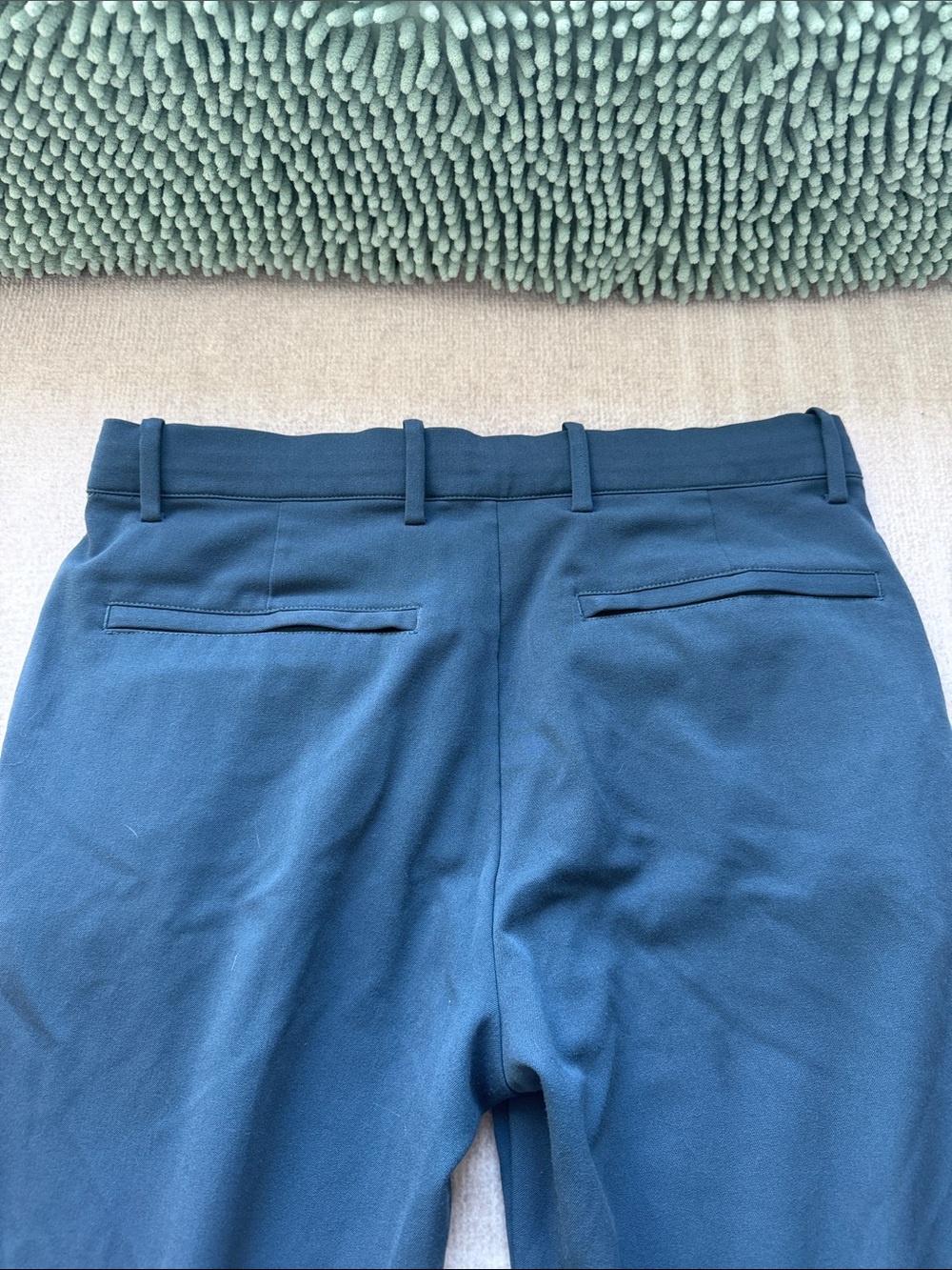 Quince Men's Straight-Leg Pants in Navy - Picture 5 of 6